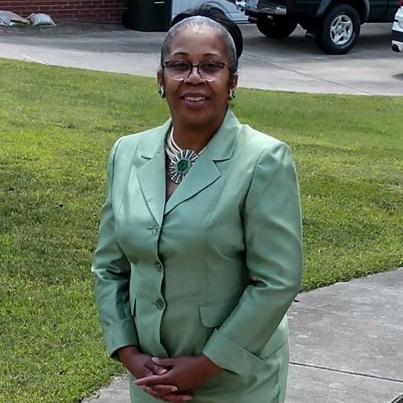 Meet your Posher, Barbara - Picture 1 of 1